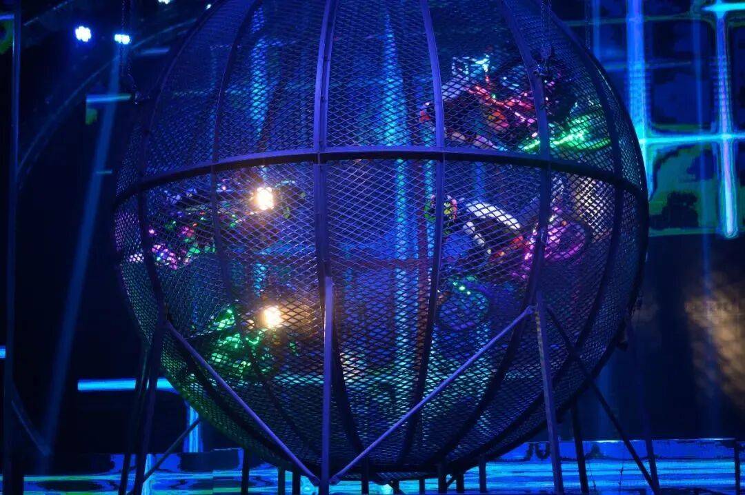 庭畅玩套票连续3天可凭票免费入园!超多主题随便玩!CQ9电子平台网站年度最抵!99元抢长鹿景区4人家(图10) 庭畅玩套票连续3天可凭票免费入园!超多主题随便玩!CQ9电子平台网站年度最抵!99元抢长鹿景区4人家(图10)